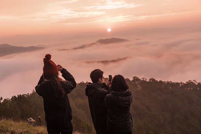 Cloud Chasing packaged hike - Sunrise, Nature and Wellness - The climb to Da Lat’s second-highest peak