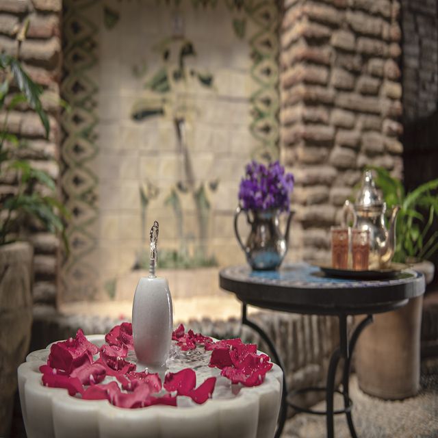 Córdoba: Hammam Al Ándalus Entry Ticket w/Optional Massage - What the Massage Adds