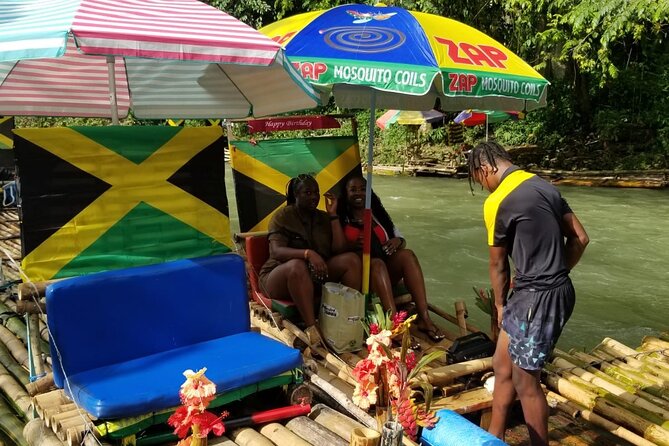 Customized Happy Hour Bamboo Rafting+Limestone Massage + Shopping - Shopping, photos, and the social side