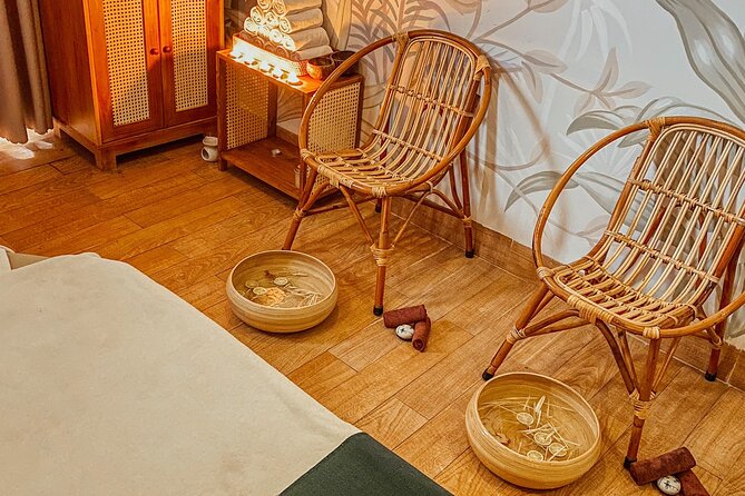 Da Nang: Private 90 minutes Aroma Massage by Trees Spa - The massage itself: gentle oil work and personal comfort