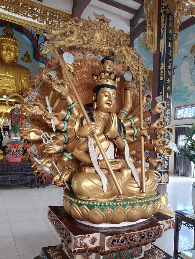 DaNang Private Walking Tour from Local Foods to Foot Massage - Key details at a glance