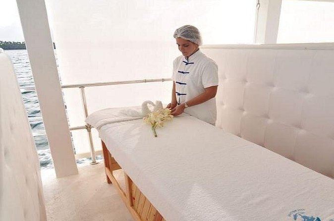 Dr. Fish Ocean Spa including Lunch - Detox tea and foot treatments