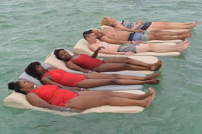 Dr. Fish Ocean Spa including Lunch - Floating mattresses and lounge time at sea