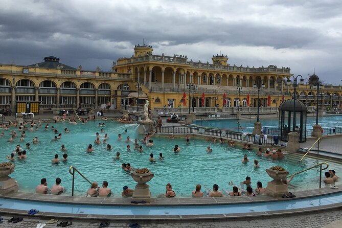Entrance to Szechenyi Spa in Budapest - Getting inside and finding your changing space
