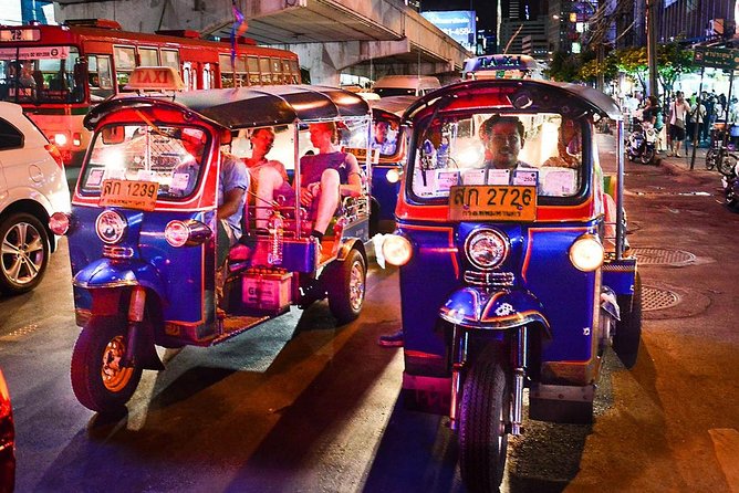 Experience Bangkok at Night with Streetfood Dinner & Foot Massage - Meeting at Saphan Taksin and heading to the river