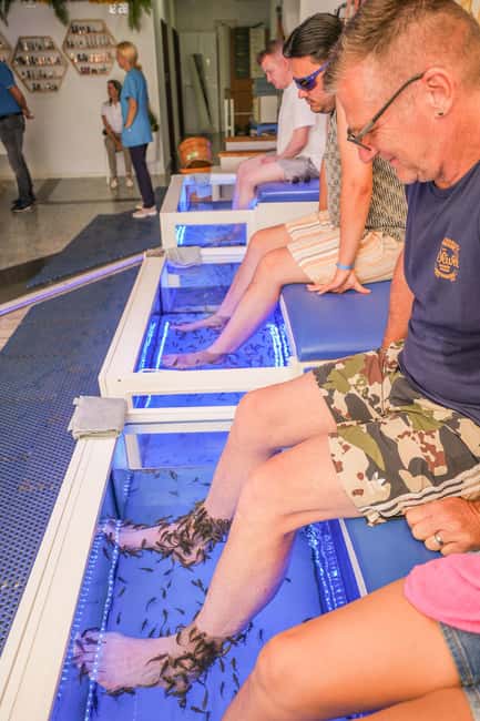 Foot care experience and Fish Spa Playa Fañabé - The 20-minute fish spa at Fañabé