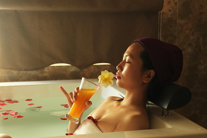 Foot Massage, Body Massage,Thai Massage, Facial, Body care, Waxing - Starting at 98 Thạch Lam in Sơn Trà