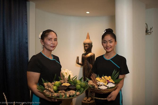 Four Hand Relaxing Oil Massage - Key points to know before booking