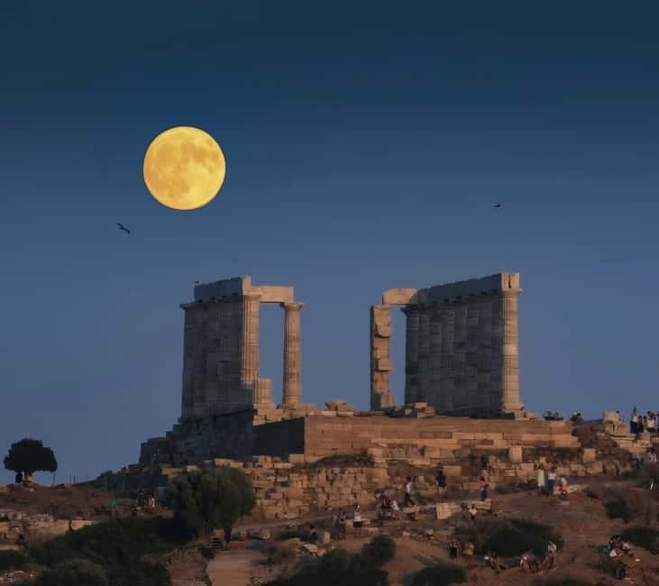 From Athens: Lake Vouliagmeni Spa & Temple of Poseidon Tour - A slow hour and a half at Lake Vouliagmeni