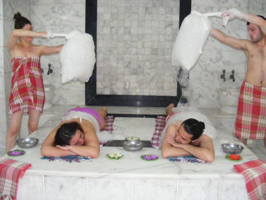From Fethiye/Oludeniz/Calis: Turkish Bath With Oil Massage - Entering the sauna and steam rooms