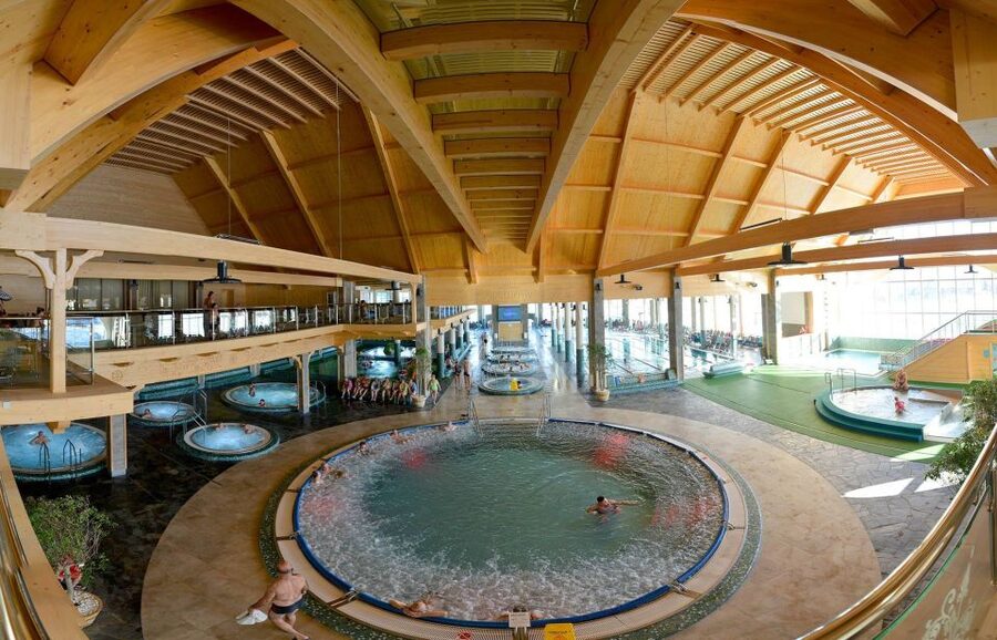 From Krakow: Slovakia Treetop Walk, Zakopane & Thermal Spa - Timing, comfort, and what to bring