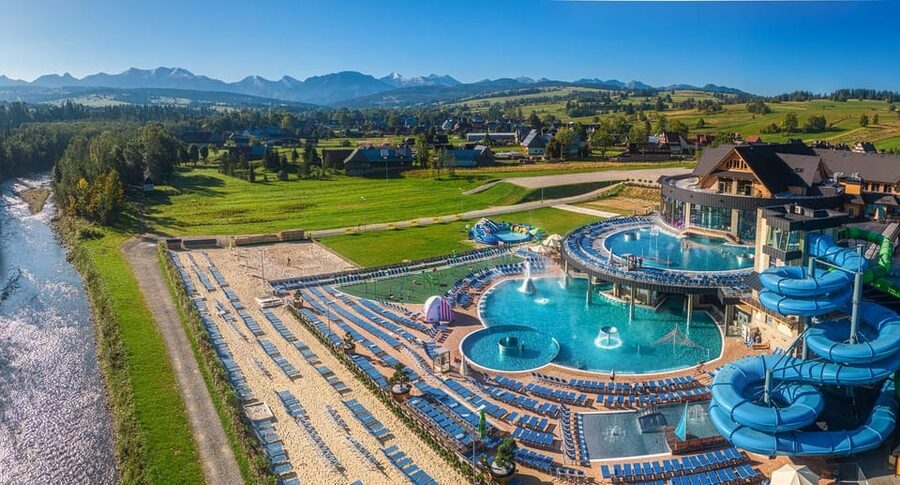 From Krakow: Zakopane Tour with Thermal Spa & Hotel Pickup - Ending in hot water at the thermal pools