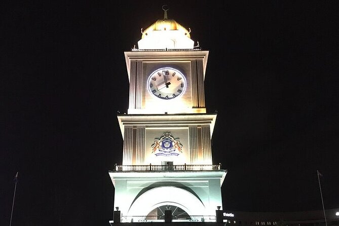 From Singapore: Private Malaysia express night tour + Massage - Dataran Bandaraya under the lights