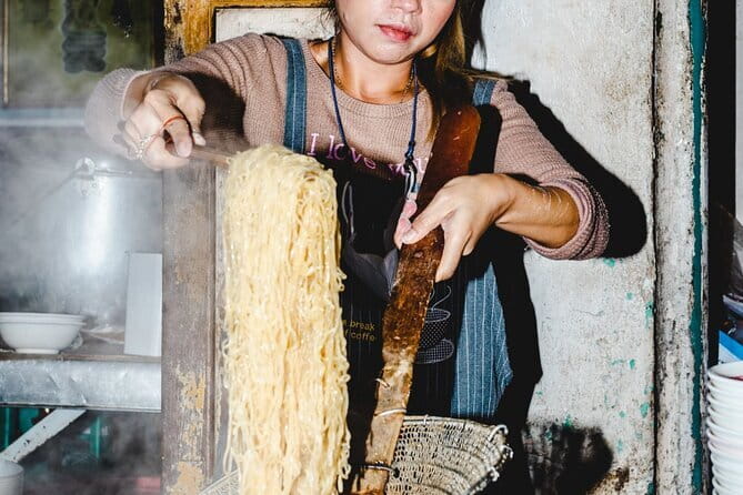 Fun Tuk Tuk Dinner and Massage in Old Town Bangkok - What $58.04 gets you