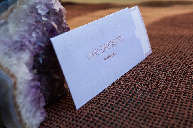 Gift Card Gift Surprise Someone Special - by Venus' Secret Spa - Sao Paulo - The facial massage: a gentle opening treatment