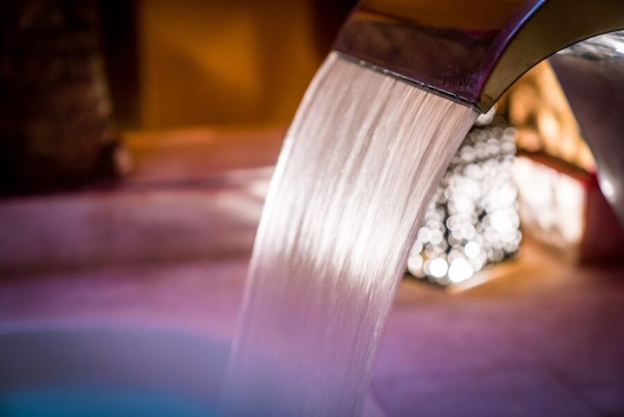 Granada: Hammam Experience with Massage at Baños de Elvira - Tea, Fruit, and Chocolates Add Real Value