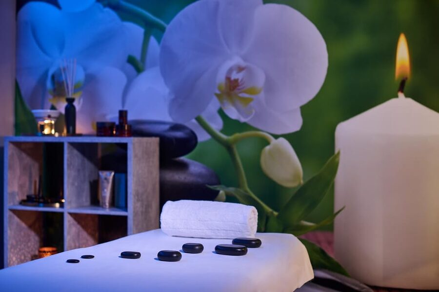 Granada: Thermal Spa Circuit with Optional Massage - How much value do you get for $32?