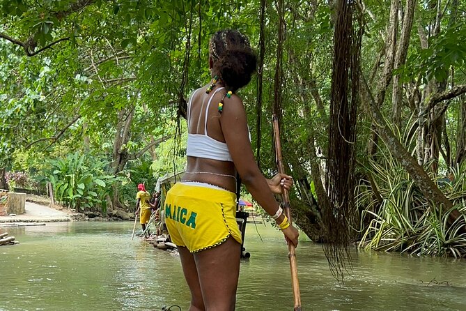 Half-Day Tour Rafting on the Great River with Limestone Foot Massage - What makes the guides a big part of the day