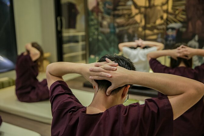 Hands-on Authentic Thai Massage Workshop - Learning with therapists who have 20 years of experience