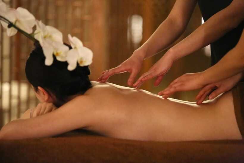 Hanoi Lá spa Massage 38 : 4-Hands- body Massage 60 minutes - Is $43 a fair price?