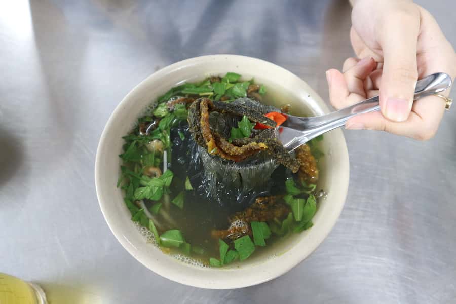 Hanoi: Michelin Guide Street Food Tour with Spa Experience - Dry chicken pho with a 30-year recipe