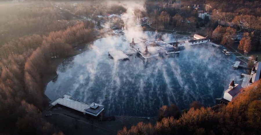 Hévíz Wellness Escape: Thermal Lake Day Trip from Budapest - Why Hévíz makes a good Budapest escape