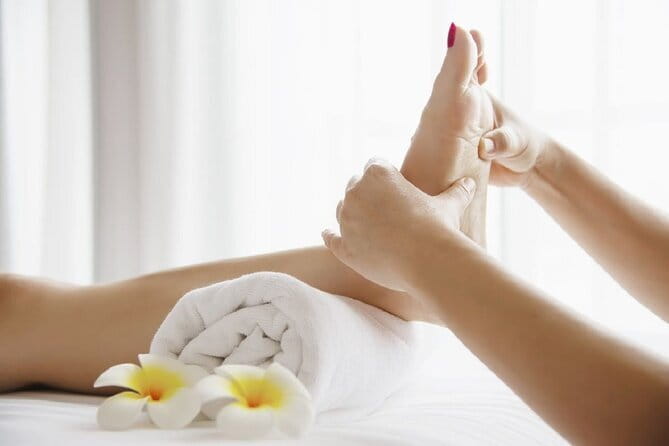 Hoang's Spa for Relaxing Foot Massage - The spa atmosphere and room setup