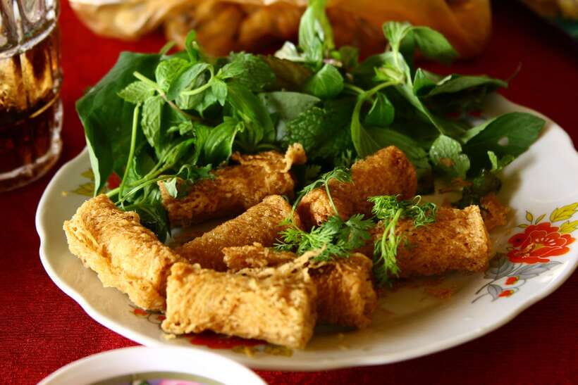 Hoi An: Food tour, Boat Trip and Foot Massage by night - Starting at 4 PM in Hoi An’s old quarter
