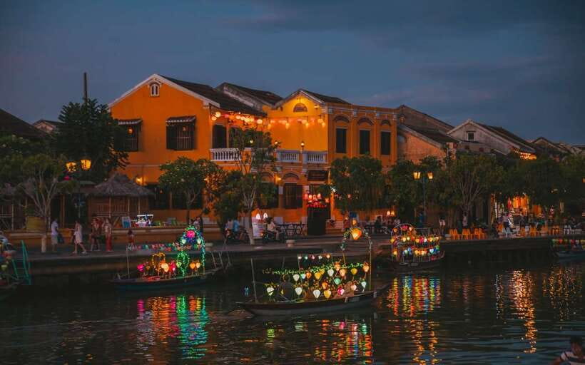 Hoi An: Food tour, Boat Trip and Foot Massage by night - Sunset coffee above Hoi An’s rooftops