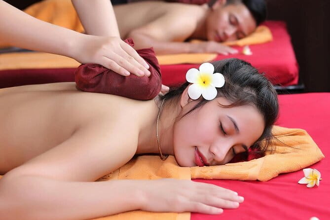 Hot Stone Massage For Full Body Blood Circulation At Da Nang - What makes this useful after Da Nang sightseeing