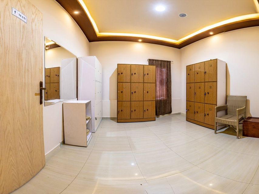 Hurghada: Cleopatra Spa and Massage - The salt room, sauna, steam, and jacuzzi circuit