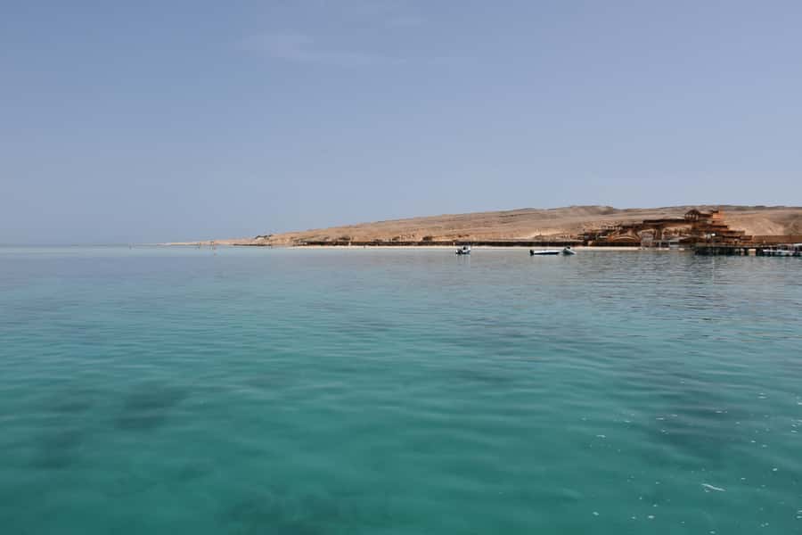Hurghada: Luxury Giftun island w/snorkeling/lunch & Massage - The massage: a relaxing extra with one clear limitation