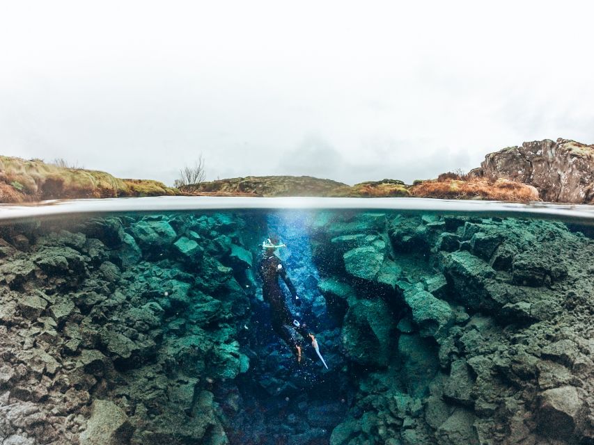Iceland: Silfra Snorkeling Tour and Sky Lagoon Spa Combo - The gap between Silfra and Sky Lagoon