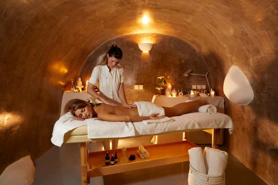 Imerovigli: Aromatherapy Couples’ Massage - What the Zen Spa experience is really like
