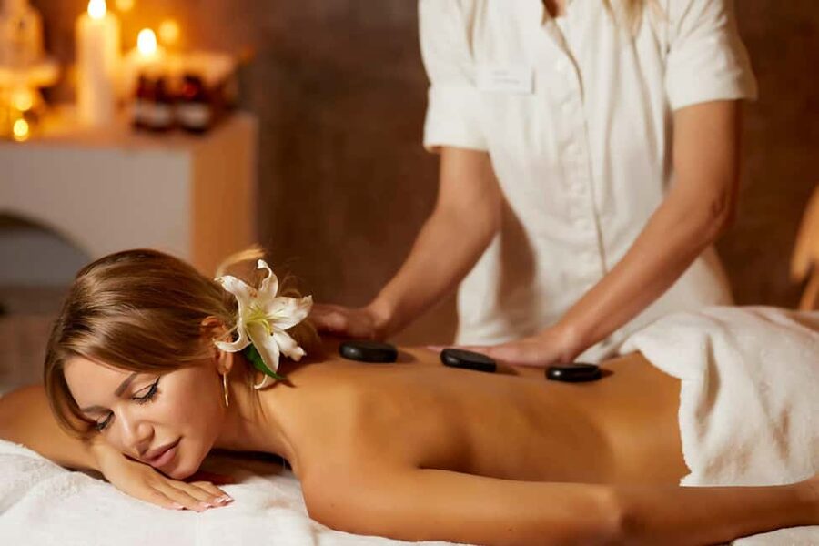 Imerovigli: Aromatherapy Couples’ Massage - Why a couples massage works well on departure day