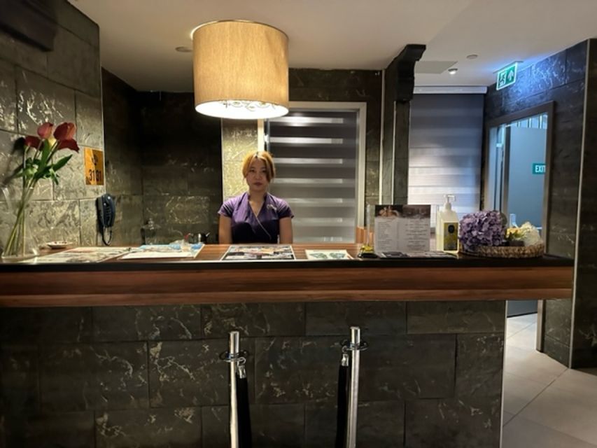 Istanbul: Private Turkish Bath, Sauna, and Massage - Optional facial and face mask
