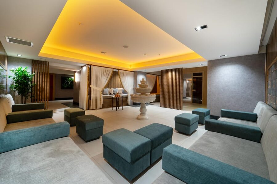 Istanbul: Public, Private or VIP Hammam & Spa in Old City - A Turkish bath inside a five-star hotel