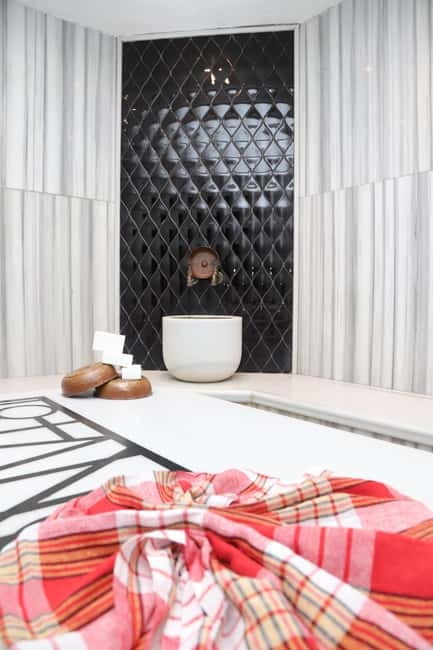 Istanbul: Traditional Turkish Bath with Foam and Oil Massage - The Facilities: Steam, Sauna, Pool, and Rest Areas