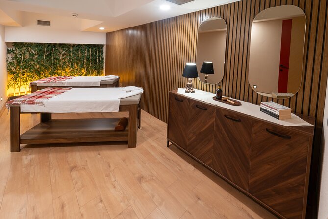 Istanbul Turkish Bath and Massage in Old City with Private Option - Cleanliness, setting, and the uneven reports