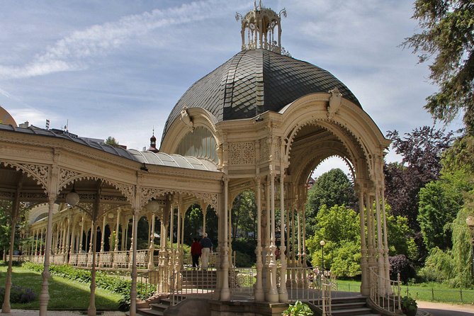 Karlovy Vary - The town of spas, mineral springs and relaxation - A private guide changes the pace