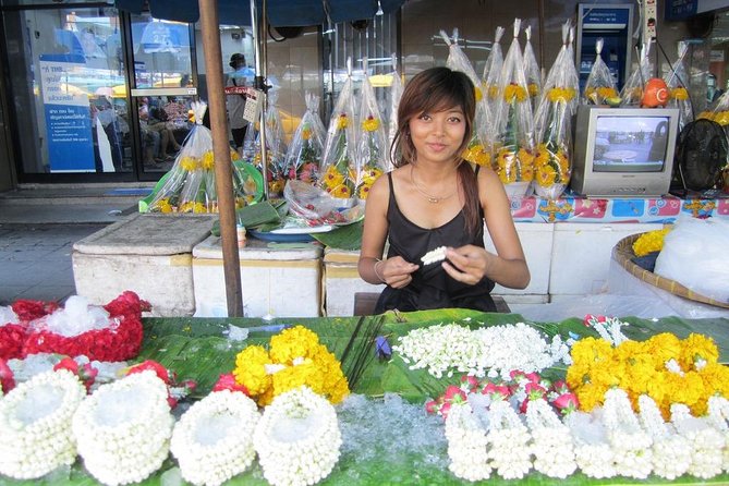 Laem Chabang Shore Excursion : Shopping, Massage & Food Tasting - Private guiding can make or break the day