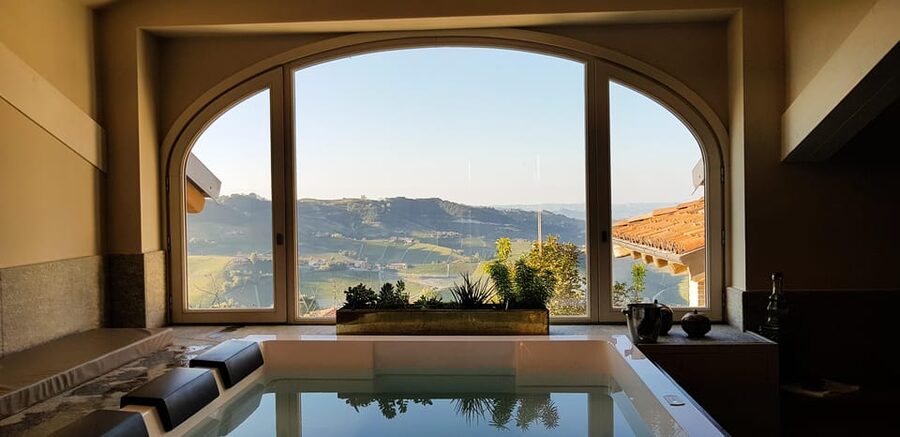Langhe: scenic spa with natural grape cosmetics - Should you book the Ampelo Winery Spa?