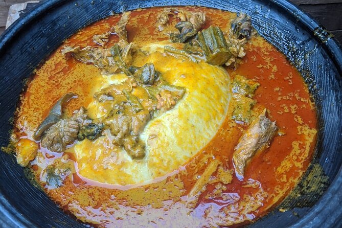 Local Ghanaian Cooking Class in Accra to help support wellness community center - Riding to the local market