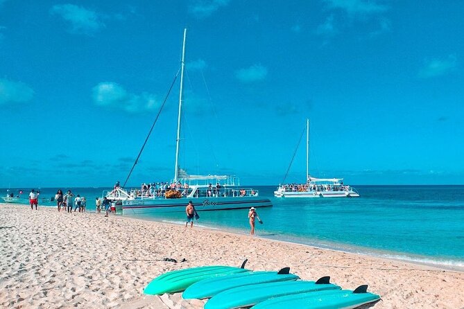 Luxury Cozumel Catamaran: Snorkel, Beach Club & Relaxation - Burgers, fries, and unlimited drinks