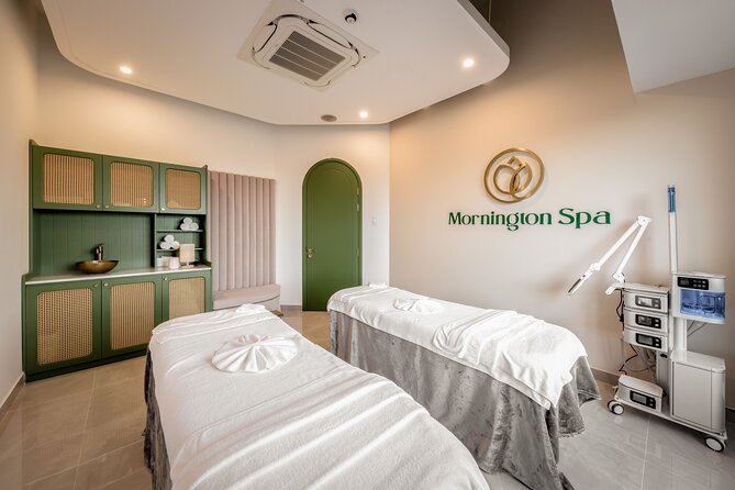 Luxury Facial in a Tranquil & Private Spa - The products and skin analysis