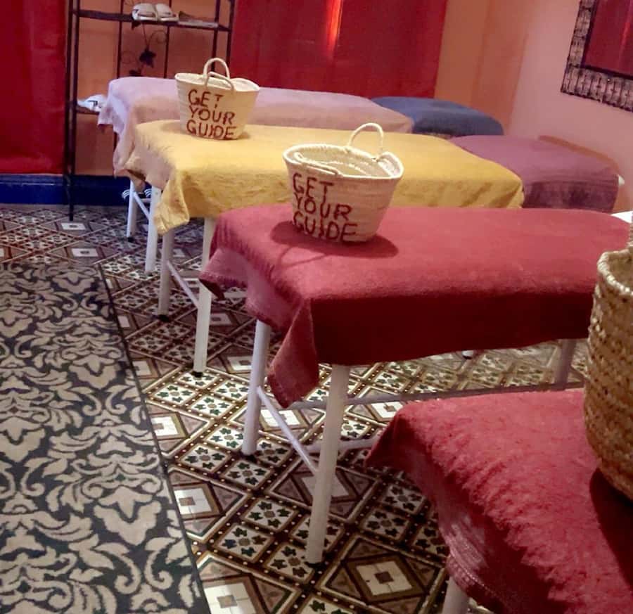 Marrakech: Souk Tour & Berber Hammam with Massage - Tea, pastries, and a pause in the afternoon