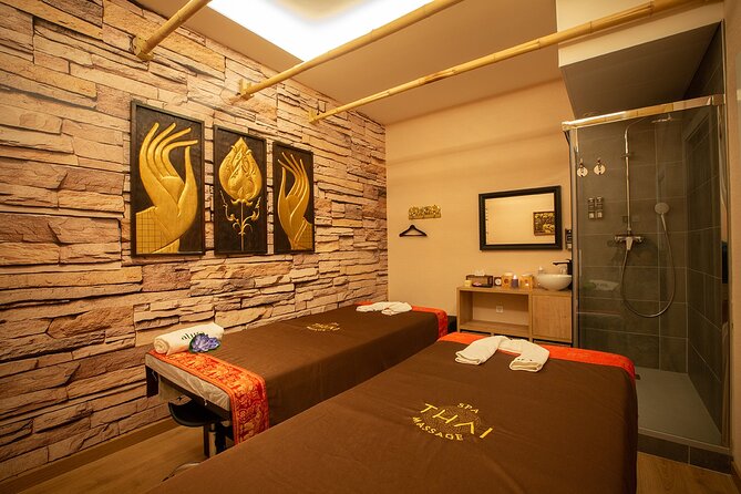 Massage of your choice of 60 min in the same room at THAI MASSAGE ALURA - Choosing from the couples massage menu