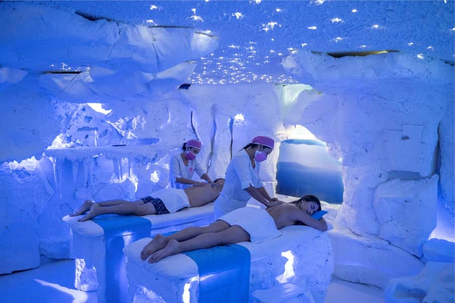 MedelIín: Full Body Massage and Water Therapy Experience - The full-body massage in the Amazon or Temazcal room