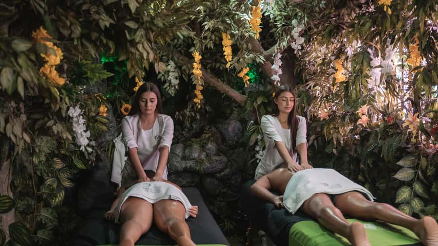 MedelIín: Full Body Massage and Water Therapy Experience - Is $215 per person fair?