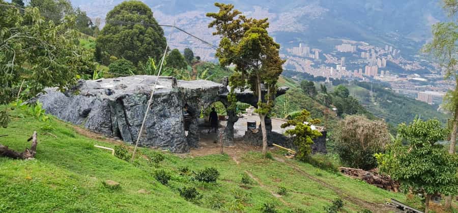 Medellin: Coffee Tour and Wellness Spa - Steam, scrub, massage, and cold water